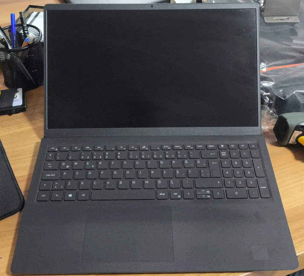 DELL/İ5GEN 11/16 GB RAM/256 GB SSD
