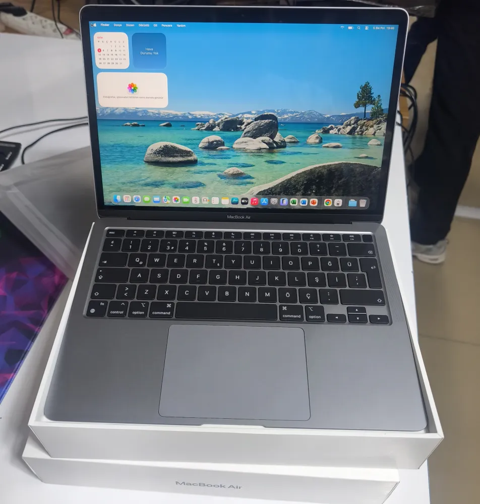 Apple MacBook Air M1 8GB RAM 256GB SSD 13" macOS – Pil Devir: 1